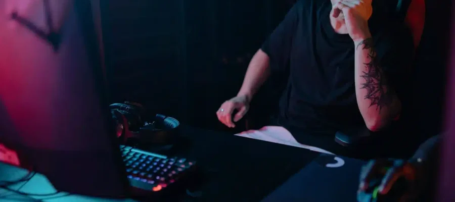 Descubre el mundo de los jugadores profesionales, donde se encuentran el talento, la estrategia y la pasión. Descubra competiciones, juegos populares y consejos de jugadores profesionales que dominan el mundo de los videojuegos.