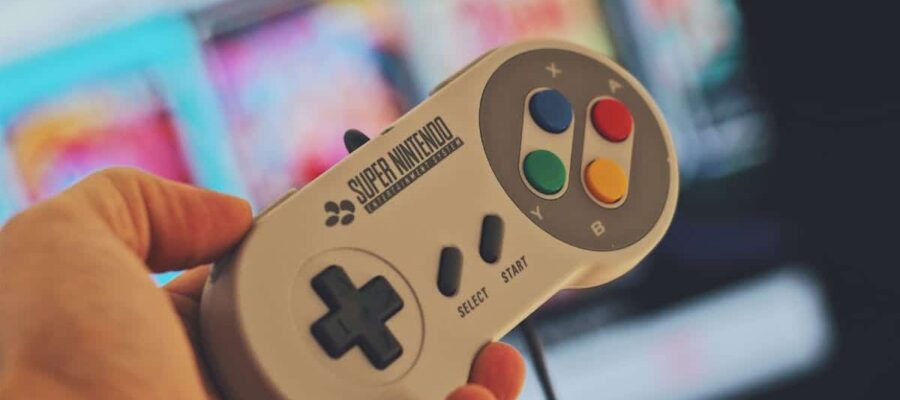 ¡Descubre el mundo de los jugadores profesionales! Sumérgete en el campo competitivo de los videojuegos, donde chocan la estrategia, el talento y la pasión. Sigue los viajes de los jugadores profesionales, sus consejos, sus torneos y el impacto de los juegos en la cultura moderna.
