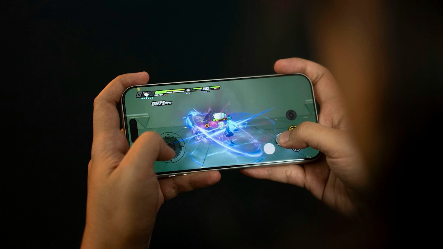 Hidden Gems: Best Casual Plays for Your Commute